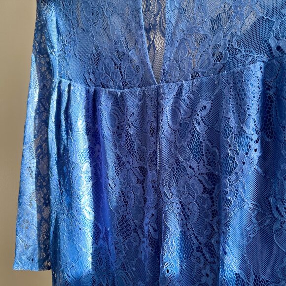 Lace shift dress - Picture 8 of 8